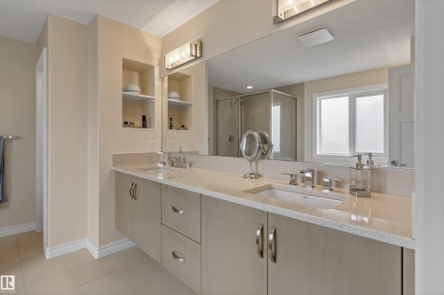 6 Lachance Drive, St. Albert, AB 