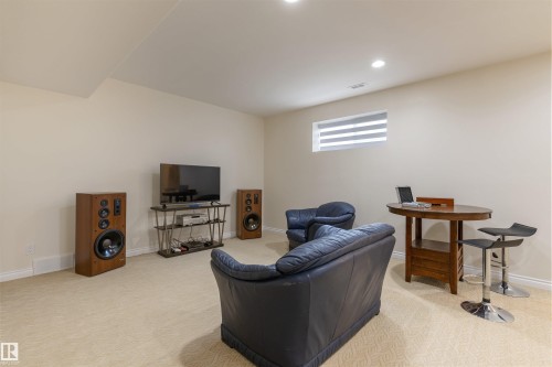 6 Lachance Drive, St. Albert, AB 