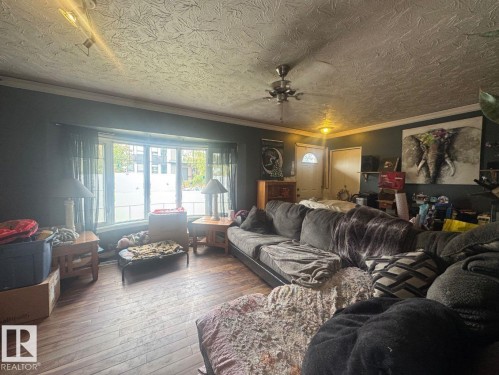 4203 106 Avenue, Edmonton, AB 