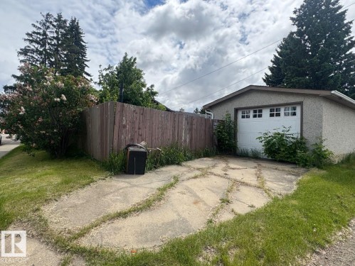4203 106 Avenue, Edmonton, AB 