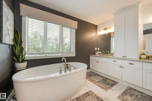 20332 29 Avenue, Edmonton, AB 