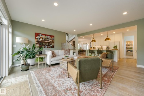 20332 29 Avenue, Edmonton, AB 