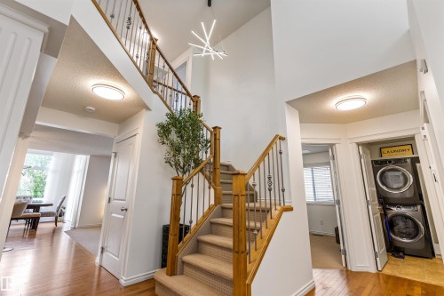 1203 Tredger Crest, Edmonton, AB 