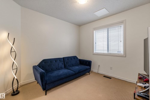 1203 Tredger Crest, Edmonton, AB 