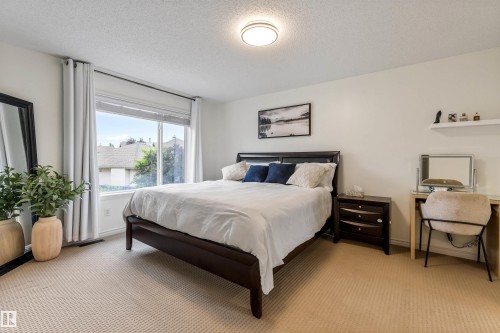 1203 Tredger Crest, Edmonton, AB 