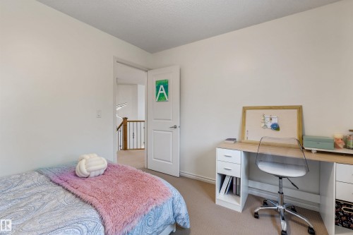 1203 Tredger Crest, Edmonton, AB 