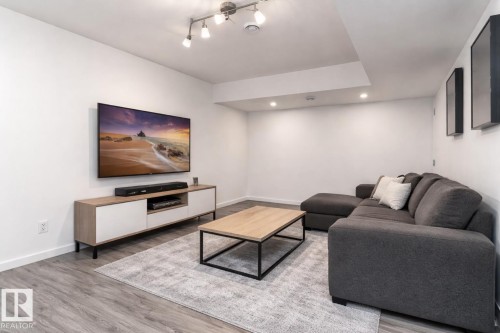 1203 Tredger Crest, Edmonton, AB 