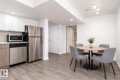 1203 Tredger Crest, Edmonton, AB 