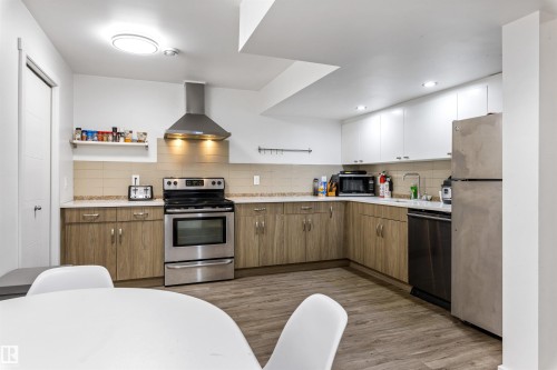 1203 Tredger Crest, Edmonton, AB 