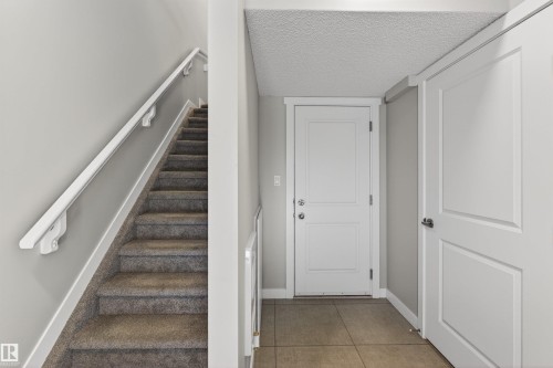 1203 163 Street Sw, Edmonton, AB 