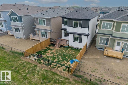 3616 Triomphe Boulevard, Beaumont, AB - Outdoor