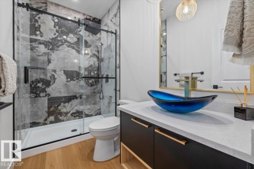 3616 Triomphe Boulevard, Beaumont, AB - Indoor Photo Showing Bathroom