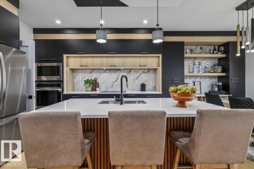 3616 Triomphe Boulevard, Beaumont, AB - Indoor