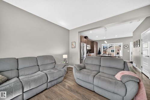 5480 Crabapple Loop, Edmonton, AB 