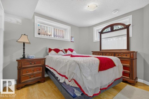 12836 72 Street, Edmonton, AB 
