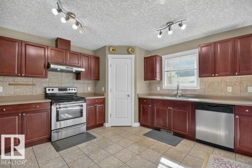 12836 72 Street, Edmonton, AB 