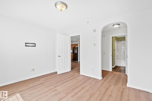 207 13830 150 Avenue, Edmonton, AB 