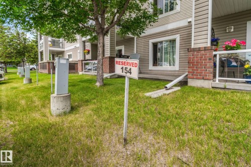 207 13830 150 Avenue, Edmonton, AB 