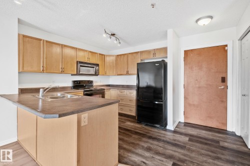 207 13830 150 Avenue, Edmonton, AB 
