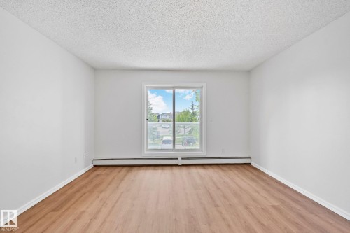 207 13830 150 Avenue, Edmonton, AB 
