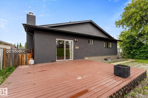 15819 98 Street, Edmonton, AB 