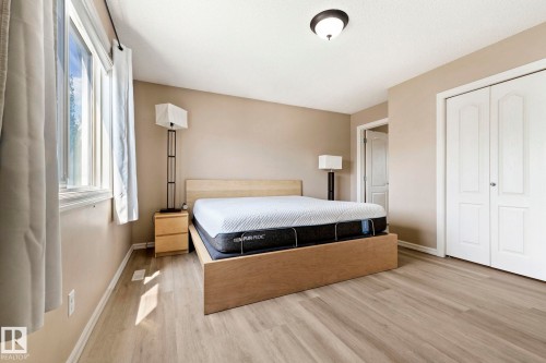 1212 82 Street, Edmonton, AB 