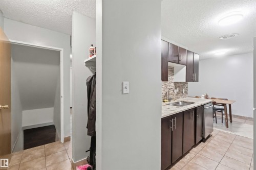 219 Callingwood Tw Nw, Edmonton, AB 
