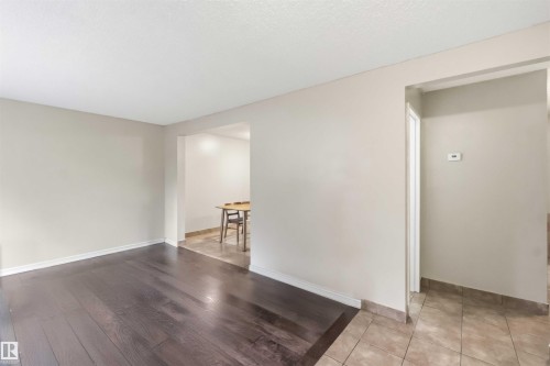 219 Callingwood Tw Nw, Edmonton, AB 