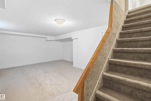 219 Callingwood Tw Nw, Edmonton, AB 