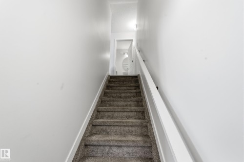 #42 2905 141 St Sw, Edmonton, AB - Indoor Photo Showing Other Room