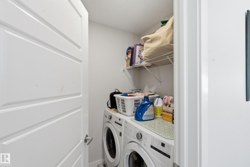 #42 2905 141 St Sw, Edmonton, AB - Indoor Photo Showing Laundry Room