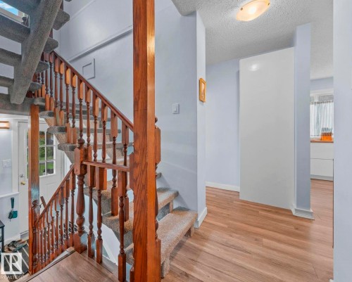 13631 122 Avenue, Edmonton, AB 