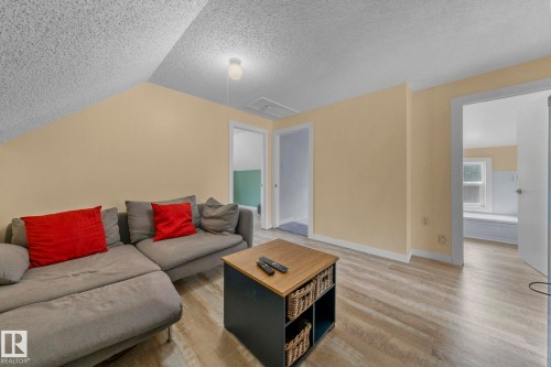 13631 122 Avenue, Edmonton, AB 