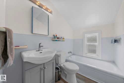 13631 122 Avenue, Edmonton, AB 