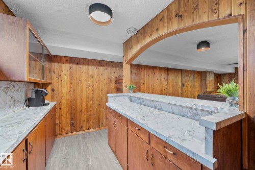 13631 122 Avenue, Edmonton, AB 