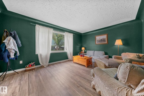 13631 122 Avenue, Edmonton, AB 