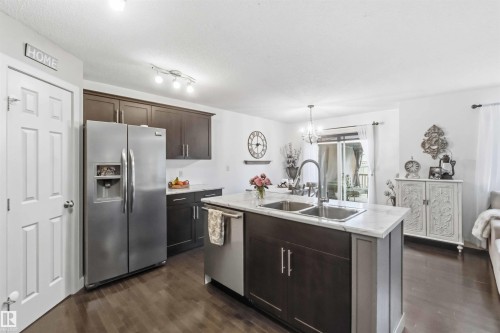 Kitchen - 20013 131 Avenue, Edmonton, AB 