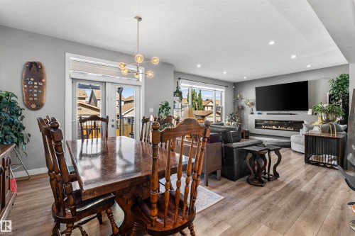 524 Mcdonough Way, Edmonton, AB 