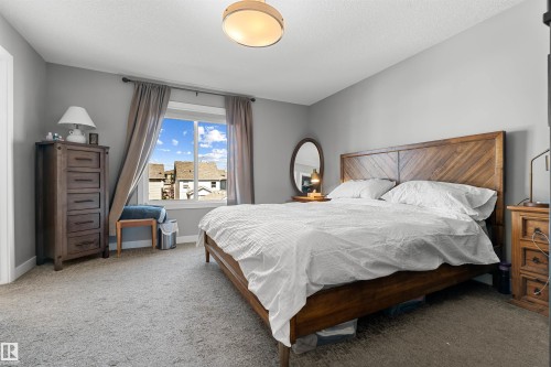 524 Mcdonough Way, Edmonton, AB 