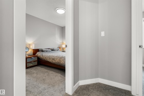 524 Mcdonough Way, Edmonton, AB 