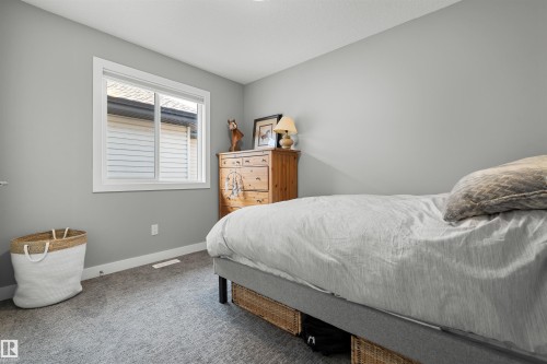 524 Mcdonough Way, Edmonton, AB 