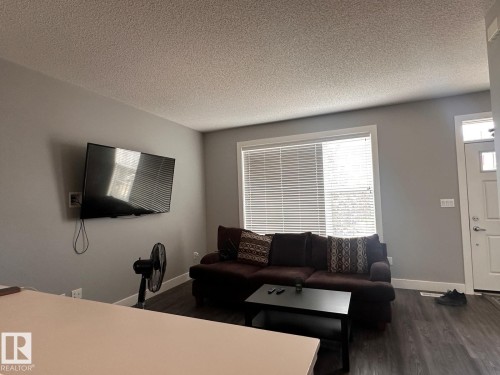 2105 24 Street, Edmonton, AB 
