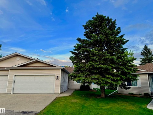 8118 27 Avenue, Edmonton, AB 