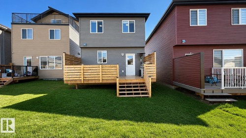 5202 Lark Crescent, Edmonton, AB 