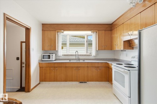 12324 133 Avenue, Edmonton, AB 