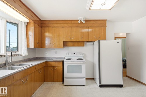 12324 133 Avenue, Edmonton, AB 