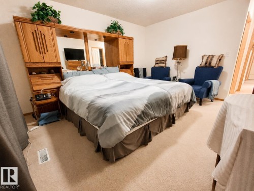 4028 31 Street, Edmonton, AB 