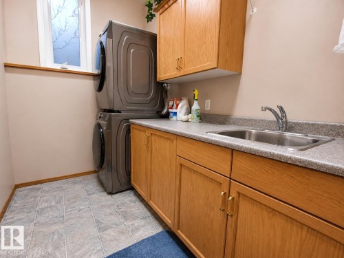 4028 31 Street, Edmonton, AB 