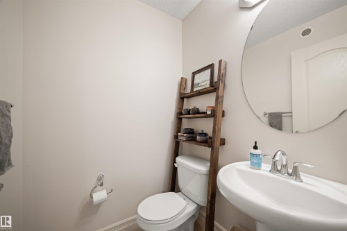 525 173A Street, Edmonton, AB 