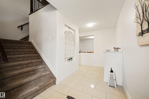 525 173A Street, Edmonton, AB 